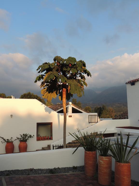 Отель Passadhi Ayurveda & Yoga Retreat Вилья-де-Лейва Экстерьер фото